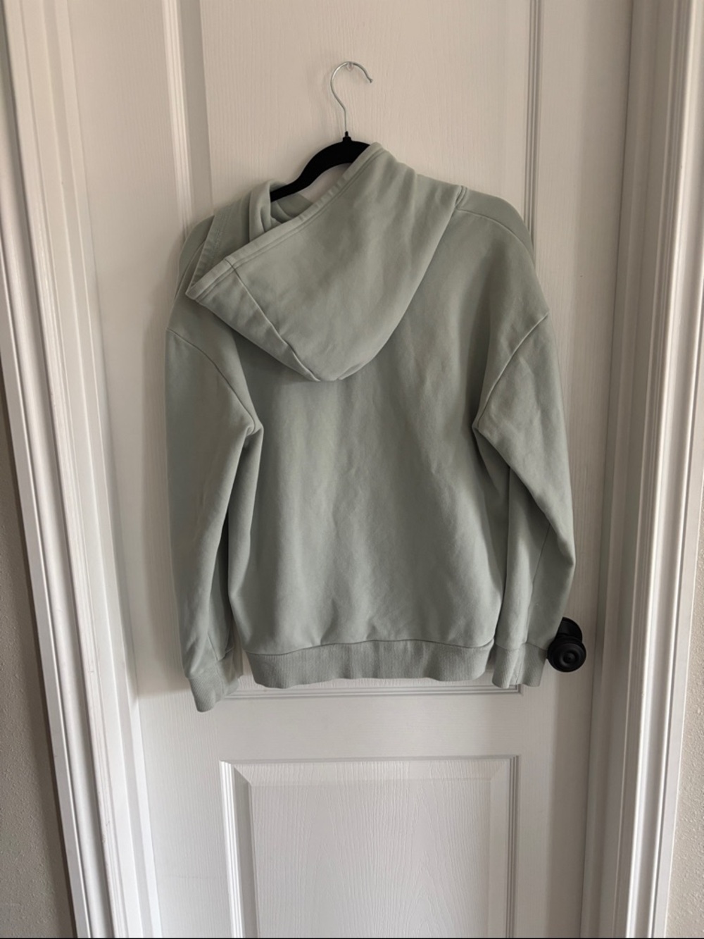 Women’s ZYIA Sage Green Hoodie Sweatshirt - Picture 4 of 4